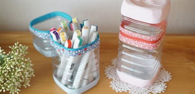 Cách tái chế chai nhựa dùng để đựng đồ đạc